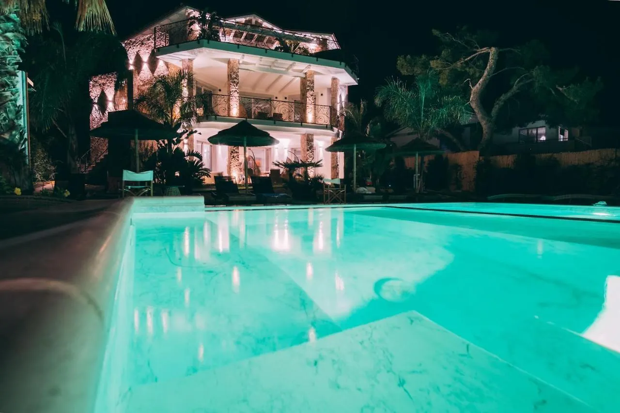 Suite Villa Corallo Rosso Porto Pino Apartahotel